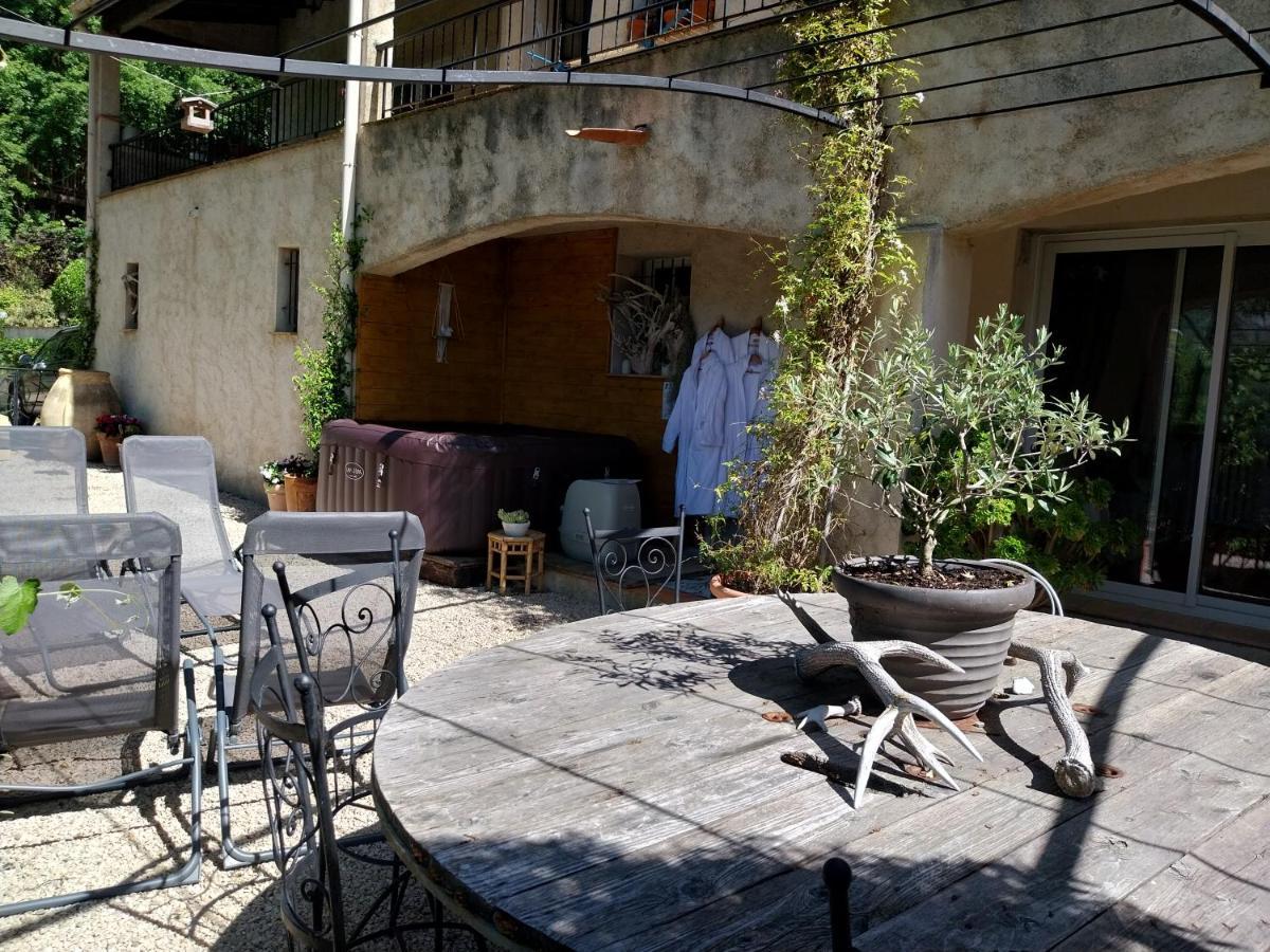 Gite Du Prinas Greolieres Esterno foto